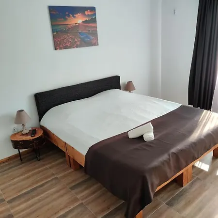Casa Vlad Bed & Breakfast *