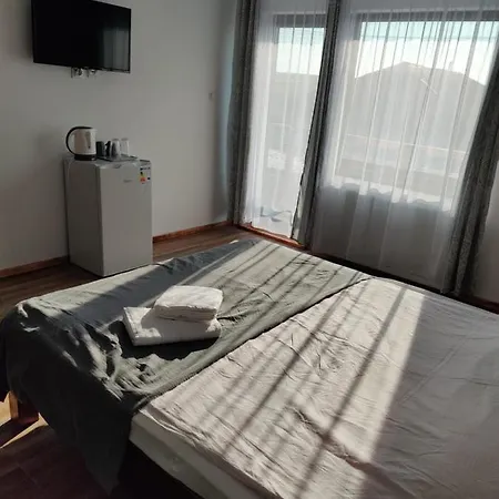 Casa Vlad * Douazeci si Trei August